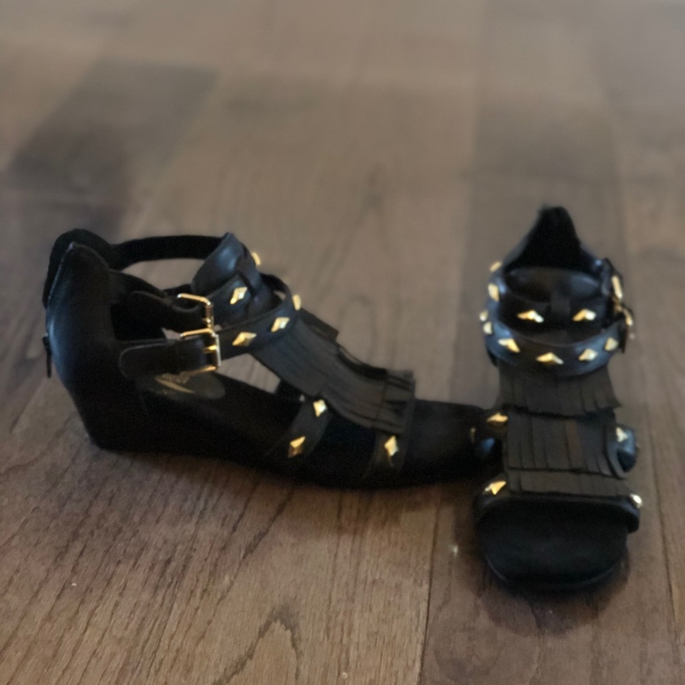 Black, Stylish Gladiator Sandals Size 8